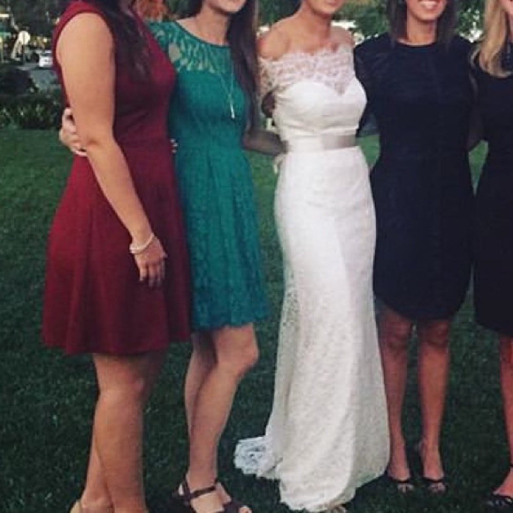 Beautiful dress - Lauren Conrad size 2